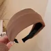 Colección de Diademas Anchas con Estampado de Leopardo Color Café Maillard para Mujeres con Presión Craneal Alta, Elegantes Pasadores Antideslizantes y Accesorios para el Cabello