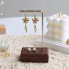 Estante de Exhibición de Aretes de Nogal y Haya Estante para Aretes de Joyería Estante de Exhibición y Colgante para Joyería Accesorios para Fotografía de Joyería Adornos
