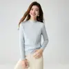 Suéter de punto base de cachemira con textura de otoño para mujer, con diseño de lichi fruncido y cuello semi-alto, elegante, capa interior de nicho.