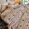 Conjunto de cama de quatro peças com borda de algodão 100% A, estilo fresco de renda INS, lençol, capa de edredom, conjunto de três peças para dormitório estudantil
