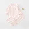 Conjunto de duas peças de manga longa classe A para bebês e crianças pequenas, roupas de bebê, conjunto de bebê de cintura alta com fenda, novo estilo para primavera e outono, algodão puro