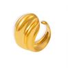 Anillo Francés Nuevo Rayado Multinivel con Abertura de Gota Diseño Retro Personalizado Acero Titanio Chapado en Oro de 18K Primera Joyería
