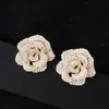 Brincos de Flor de Camélia e Rosa Tridimensionais com Zircônia e Metal, Brilhantes e Exquisitos, Brincos de Estilo Europeu e Americano de Luxo Leve, Acessórios da Moda