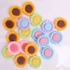 Accesorios de Resina de Girasol de Dibujos Animados DIY Accesorios para el Cabello Pinzas para el Cabello Cuerda para el Cabello Pasador Parches Hecho a Mano Decoración para Funda de Teléfono Materiales