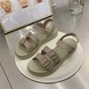 Sandalias de verano de nuevo estilo sandalias de mujer sandalias versátiles para interiores exteriores zapatos de playa de suela blanda color sólido sandalias de comercio exterior