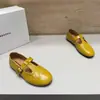Sapatos Femininos Estilo Britânico 2026 Novos Mary Jane Planos Esculpidos à Mão com Design Moderno, Versáteis para o Dia a Dia, Pequenos Sapatos de Couro
