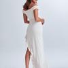 Verano 2025 Nuevo Vestido Elegante de Moda Callejera para Mujer, Hombros Descubiertos, Adorno de Volantes, Corte Ajustado