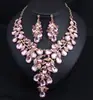 Popular transfronterizo europeo y americano joyería personalizada exagerada pedrería grande collar pendientes traje para vestido de mujer accesorios de cena
