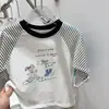 Nueva colección de primavera y otoño: Camiseta de manga larga de algodón puro con diseño de patchwork a rayas estilo coreano, moderna y adecuada tanto para niños como para niñas, perfecta como prenda superior o capa base para bebés