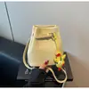 Moda de Tendencia Nueva Primavera y Verano 2025 Bolso Cubo Nicho Patrón Granulado Color de Contraste Bolso de Hombro Bolso Cruzado Súper Popular