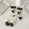 Suxinaimin Meias Outono e Inverno Femininas Ins Tendência Design Japonês de Nicho Flocagem Fofa Pequeno Animal Meias de Cano Médio