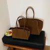 Bolsa Versátil de Gran Capacidad Estilo Casual Transfronterizo Moda Verano 2026 Bolso de Hombro o Axila Simple Tote Bag