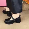 Sandálias Femininas Macias de Solado Novo 2026 Sandálias de Tira Retro Mãe Casuais Bico Redondo Confortáveis Sapatos de Couro Sapatos para Meia-Idade Sapatos Franceses Simples