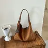 Bolsa de Gran Capacidad para Viajes Diarios para Mujer 2026 Nuevo Verano Gama Alta Nicho Retro Bolso de Hombro Único Bolso Tote Versátil