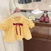 Conjunto de Verano para Niña 2026 Nuevo Estilo Moda Bebé Camisa de Muñeca y Pantalones Cortos de Mezclilla Elegantes Conjunto de Dos Piezas de Verano Moderno