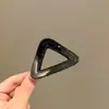 Exquisito y Único Pasador Geométrico de Triángulo para Mujer, Pinza de Tiburón de Tamaño Mediano para Peinados Semirecogidos, Pasador Personalizado