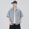 Nueva camisa de cuadros para hombre, verano, seda de hielo, fina, holgada, casual, de manga corta, versátil, moderna, elegante, top para hombre