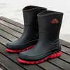 Nuevas Botas de Lluvia Impermeables para Hombre Botas de Lluvia Antideslizantes para Cocina de Media Pantorrilla Zapatos de Goma de Moda Estilo Coreano Slip-on Casual Venta al por Mayor Transfronterizo