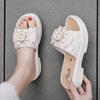 Chinelos de Solado Grosso Verão Novo Estilo 2025 Moda Casa Laço Versátil Slip-Ons Antiderrapante Feminino Salto Médio Uso Externo