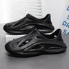 Zapatos con agujeros estilo hombre ropa de exterior transpirables modernos sensación de poner y quitar zapatillas de punta cerrada deportivas casuales antideslizantes