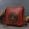 Bolso de Cuero Genuino Vintage con Grabado de Tótem para Mujer con Múltiples Compartimentos, Bolso de Hombro Único para Debajo del Brazo, Piel de Vaca de Primera Capa, Bolso Cuadrado Pequeño Versátil con Personalidad