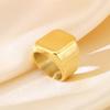 Anillo de moda retro liso bañado en oro de 18 quilates con logotipo grabado a láser, acero de titanio, anillo cuadrado de personalidad para hombre y mujer