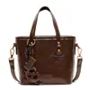 Bolsa de alta costura estilo vintage para mulheres, bolsa de mão de nicho de luxo leve, versátil para o dia a dia, bolsa transversal