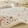Juego de Tres Piezas de Colchón de Terciopelo de Leche para Uso Doméstico, Sábana de Cama Gruesa Caliente de Invierno, Protector de Colchón de Cama Individual para Dormitorio de Estudiantes Colchón