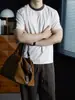 Frescura de VeranoCamiseta de Manga Corta para Hombre con Parche de Hombro tipo Silla y Diseño de Retazos, Algodón de Color Transpirable, Corte Holgado Casual, Cuello Redondo, Manga Media