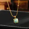 Collar Colgante Cuadrado de Amazonita Verde de Diseño de Nicho, Cadena Versátil Vintage para Suéter, Nueva Cadena para el Cuello de Otoño e Invierno