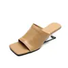 Sandálias de Dedo de Salto Alto Femininas Chuyuji Moda de Verão Sandálias Plataforma para Uso Externo