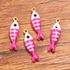 Colgante DIY de criatura marina de esmalte dorado de acero inoxidable multicolor de 5x19 mm, accesorio de amuleto de pez pequeño de doble cara