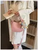 Bolsa de mão feminina de alta qualidade com padrão de lichia, nova bolsa balde da moda europeia e americana, bolsa transversal