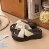 Sandalias de Playa Estilo Nuevo 2026 para Mujer con Faldas, Verano al Aire Libre Estilo Coreano, Cómodas y Elegantes, Sandalias Slip-On de Suela Gruesa que Aumentan la Altura