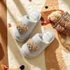 Chinelos de algodão infantis, pantufas de casa para ambientes internos, sapatos de chão de inverno para meninos, novo estilo 2026, design fofo de desenho animado, pantufas de bebê para meninas