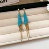 Brincos de Flor Enrolada com Agulha de Prata Europeus e Americanos, Brincos Personalizados e Exagerados para Mulheres, Brincos Criativos Versáteis com Design de Nicho