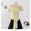 Suéter Francês de Gola Assimétrica Off-Shoulder de Manga Curta Verão com Laço na Orelha Top Curto Slim para Mulheres