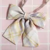 Cuello de Camisa con Lazo de Cuadros Estilo Japonés JK Flor para Mujer Estilo Universitario Foto de Graduación Camisa con Lazo Gratis Traje de Buceo con Lazo