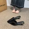 Pantuflas cerradas para mujer, nuevo estilo otoño 2026, elegantes y versátiles, mules de tacón de punta sin cordones para usar en exteriores