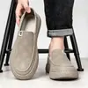 Zapatos de malla transpirables para hombre, slip-on, nuevos para otoño, suela gruesa, casual, versátiles, cómodos, suela suave, zapatos de papá