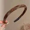 Diadema Nueva Retro 2026 Hace que la Cara se Vea Más Pequeña Diadema Elegante para Mujeres Ilumina la Piel No Aprieta la Cabeza Estilo Perezoso Pinzas para el Cabello Accesorios para el Cabello Mayoreo