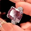2026 Novo Modelo Zhuang Shengsheng Joias Base de Cobre Banhado a Ouro Ninho de Pássaro Cor Champagne Quadrado Anel de Luxo para Mulheres 14*16