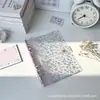 Caderno de folhas soltas transparente A5A6A7 com fecho único capa macia de PVC espessado com glitter colorido de estrelas e areia líquida para estudantes