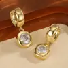 Pendientes Geométricos Cuadrados Huecos Dorados de Estilo Minimalista Europeo y Americano para Mujer, Puños de Oreja de Aleación con Diseño de Nicho, Accesorios de Oreja Frescos de Moda