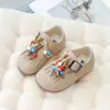 Sapatos de couro para meninas, modelo de primavera Birkenstock, sapatos casuais de performance para crianças, sapatos de menina, sapatos sociais simples para estudantes, sapatos pequenos de couro para crianças