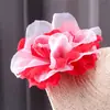 Fabricantes diretos novo grande broche de flor de seda 3D prendedor de gravata borboleta de tecido acetinado broche de lapela