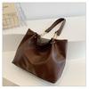 Bolso Tote de Alta Gama 2024 Nuevo Bolso de Hombro de Gran Capacidad Elegante Versátil Casual para Viajes Bolso Versátil para Mujer