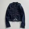 Casaco curto de gola alta com múltiplos botões, estilo europeu e americano, top estilo militar com babados na cintura, estilo corte vintage