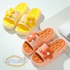 Pantuflas de Mujer 2025 para Usar Afuera Verano Suela Gruesa Suela Suave Antideslizantes Ins Estilo Coreano Modernas Desodorantes Pantuflas para el Hogar Baño para Mujeres