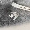 Coleção de Anéis Prateados com Gotejamento de Óleo e Design Cauda de Peixe, Fashionável, Simples, Elegante e Estiloso, Versátil para o Dia a Dia, Sensação de Alto Padrão, Joia de Mão Personalizada para Mulheres